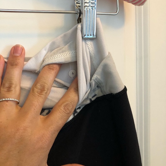 Lululemon Astro pant EUC - Picture 4 of 4